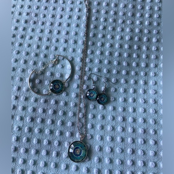 necklace set💙 - Picture 3 of 3